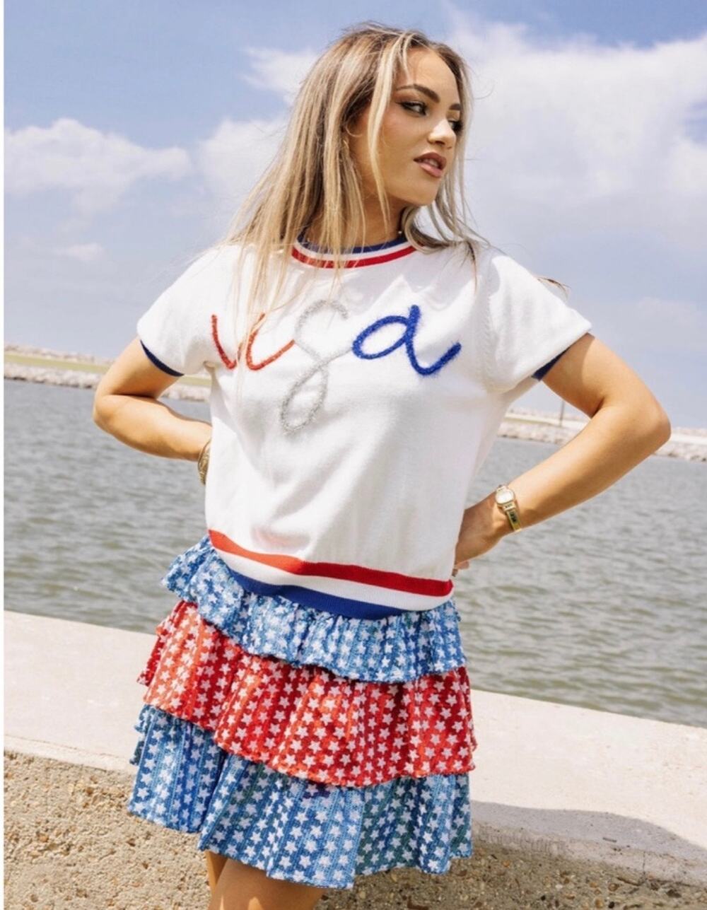 Queen of Sparkles USA Knit Short Sleeve Top Red White & Blue Medium Patriotic